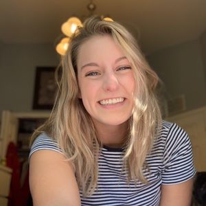 Meet your Posher, Alicia